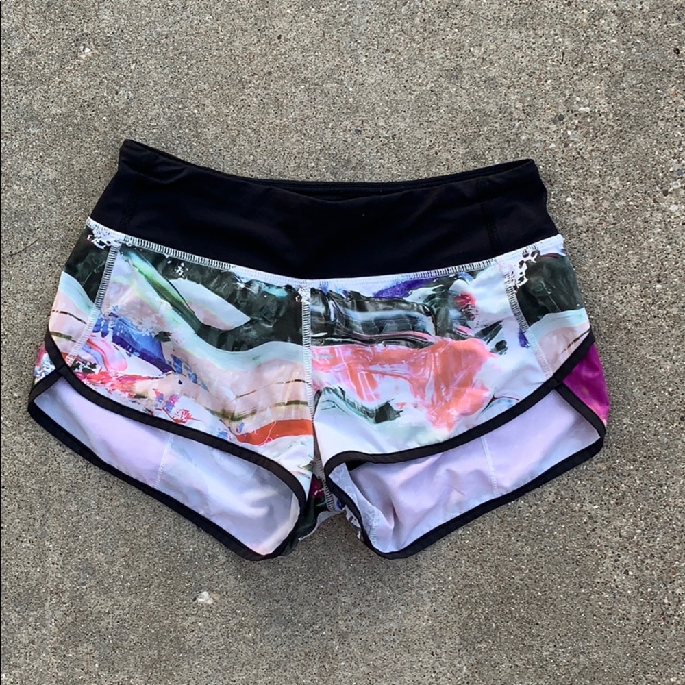 Marbled lululemon speed up short